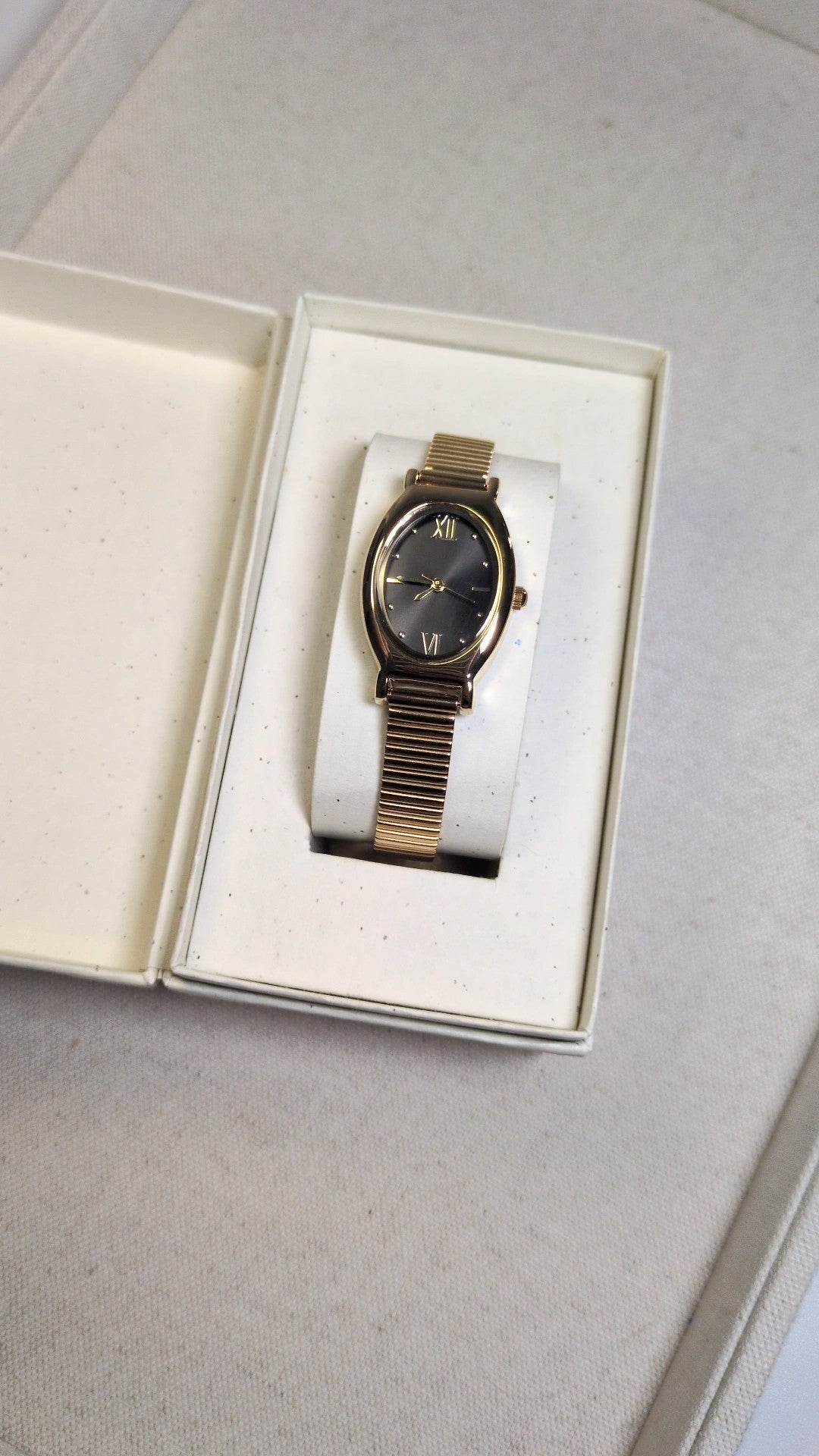 Clara Watch