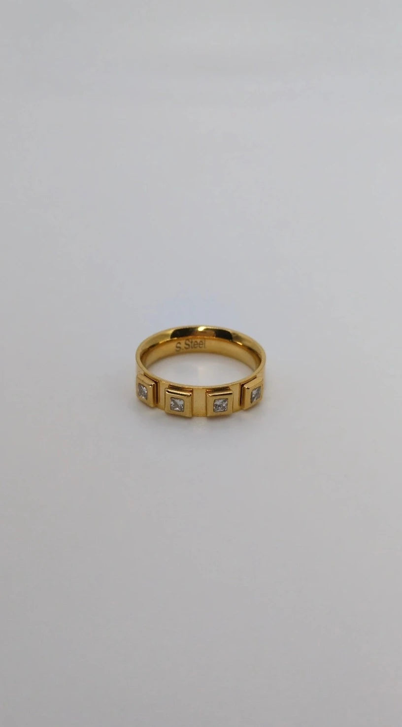 Crystal Cube Ring