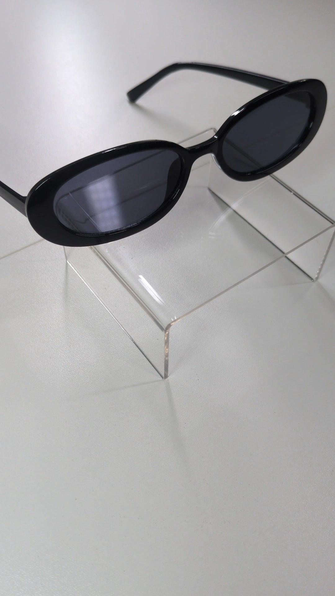 Cele Sunnies