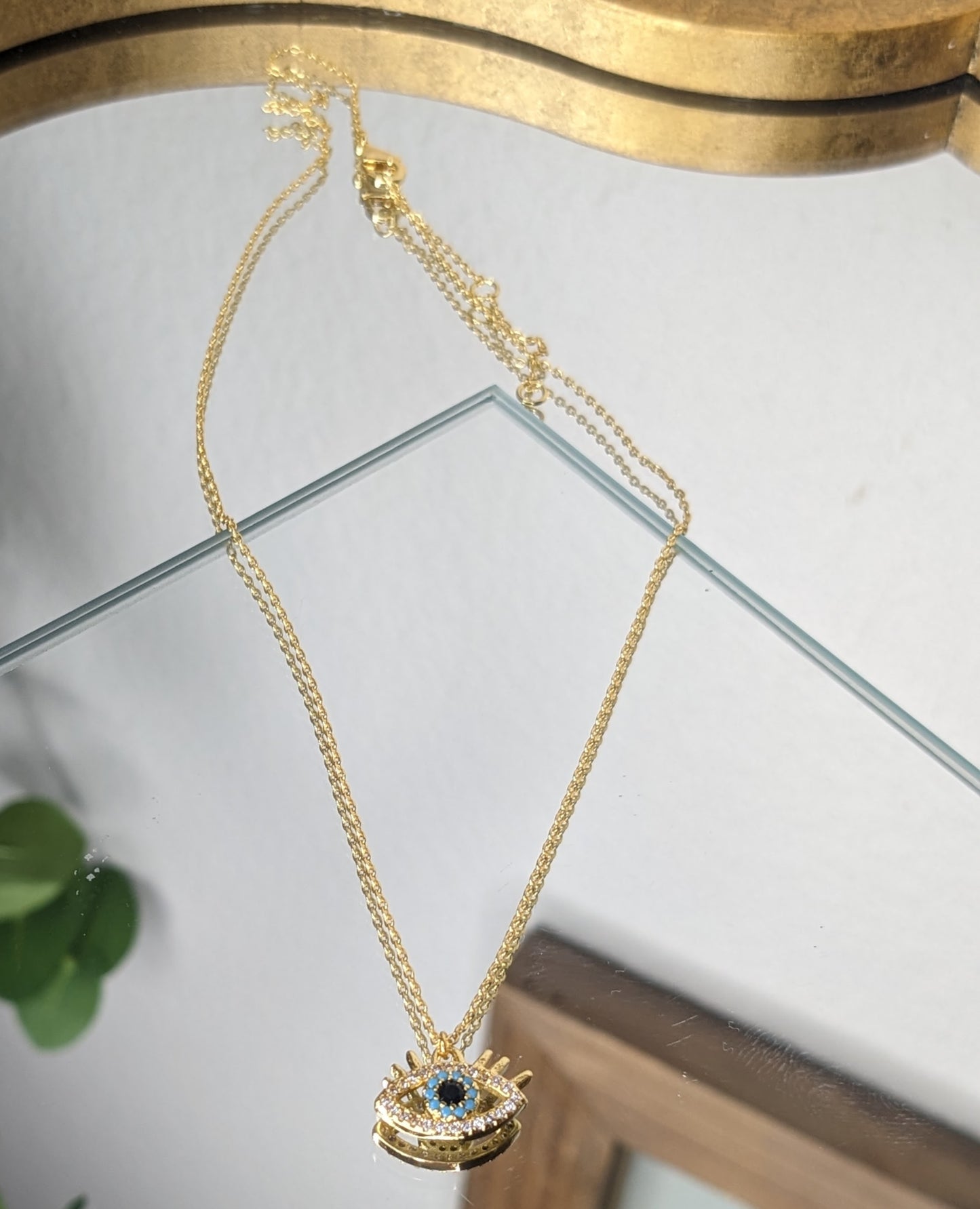 Ojito Pendant Necklace