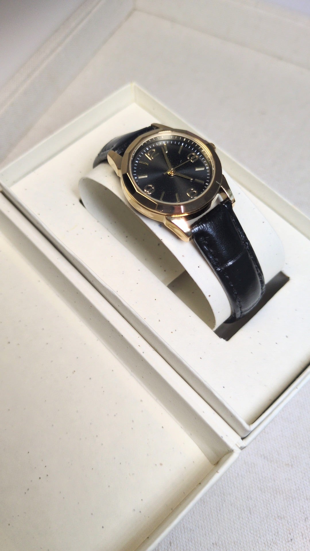 Carlota Watch