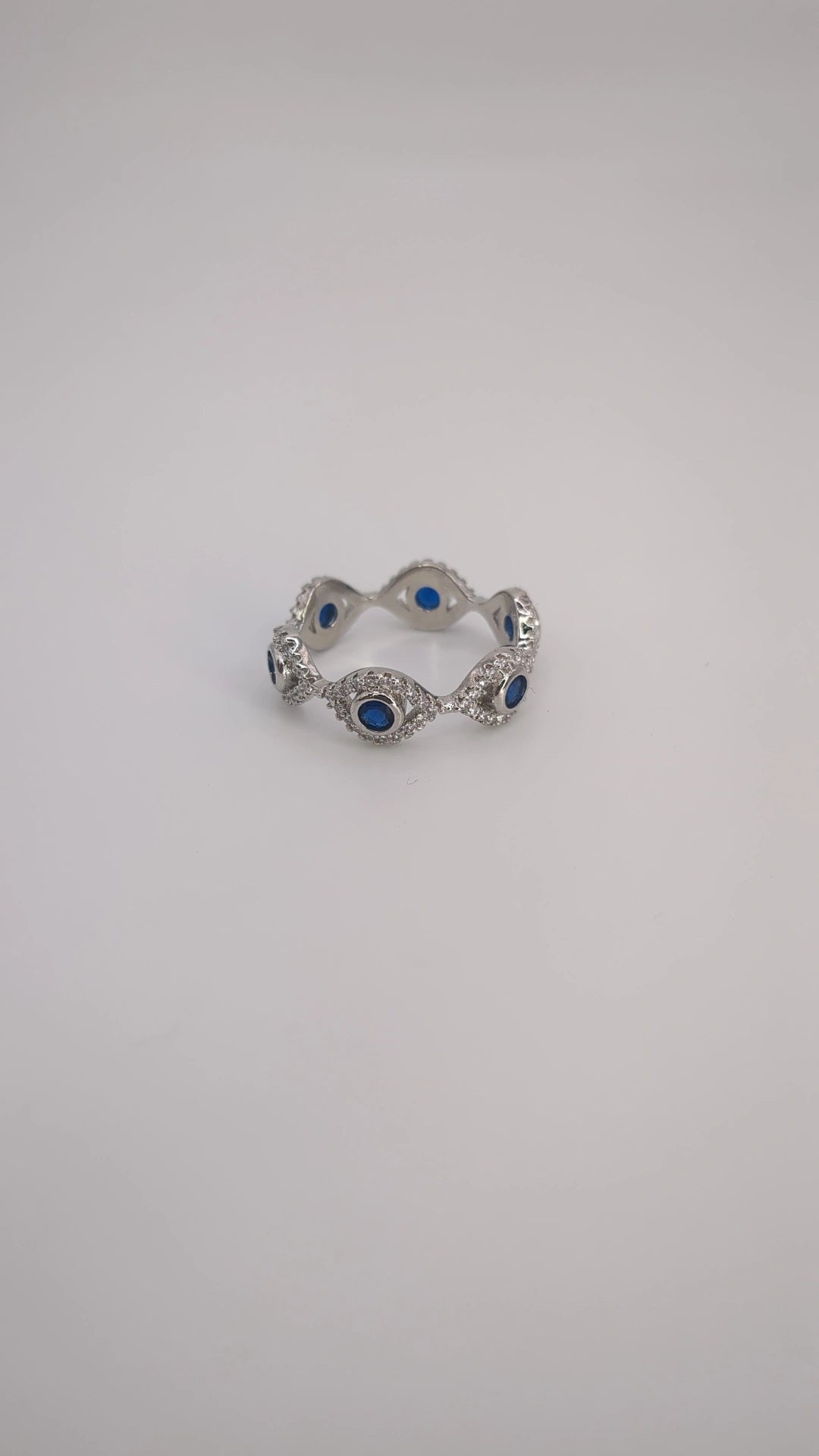 Sapphire Ojito Ring