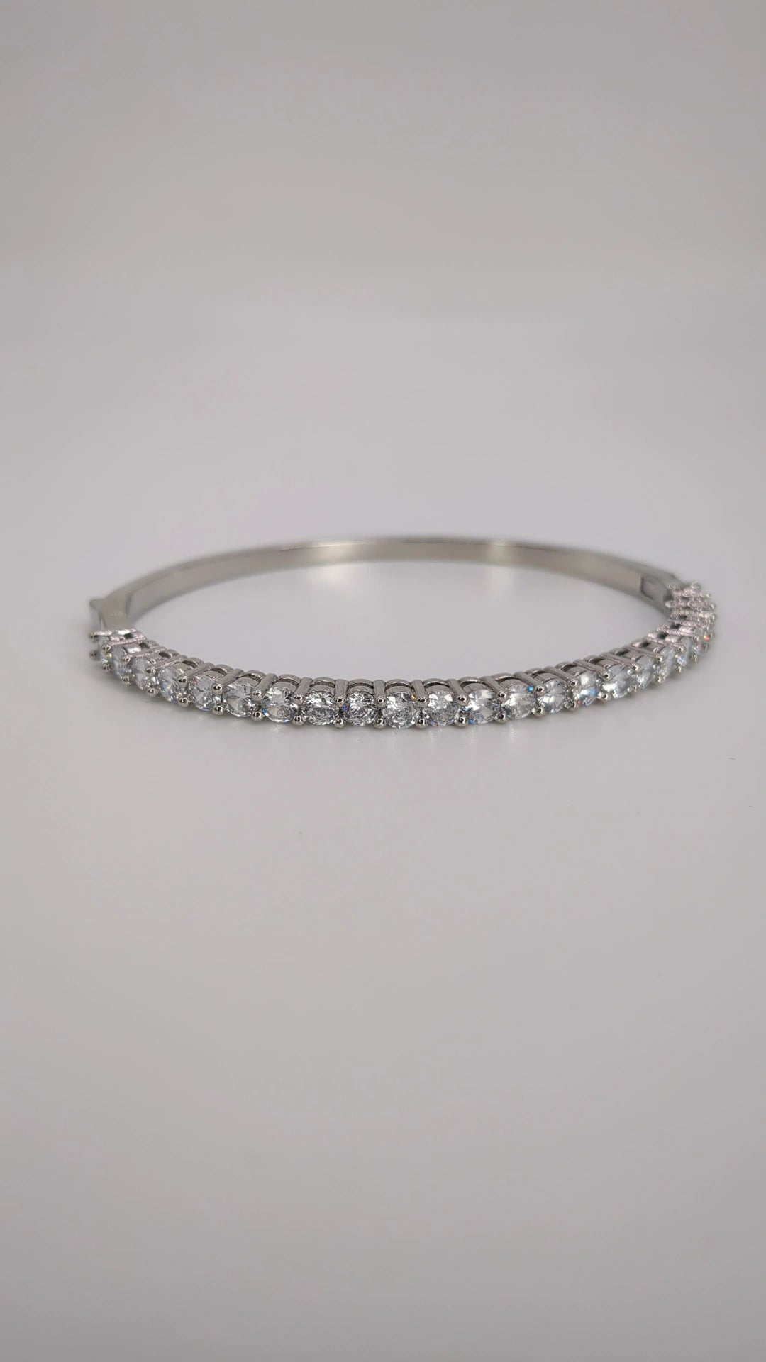 Round Diamond Bangle