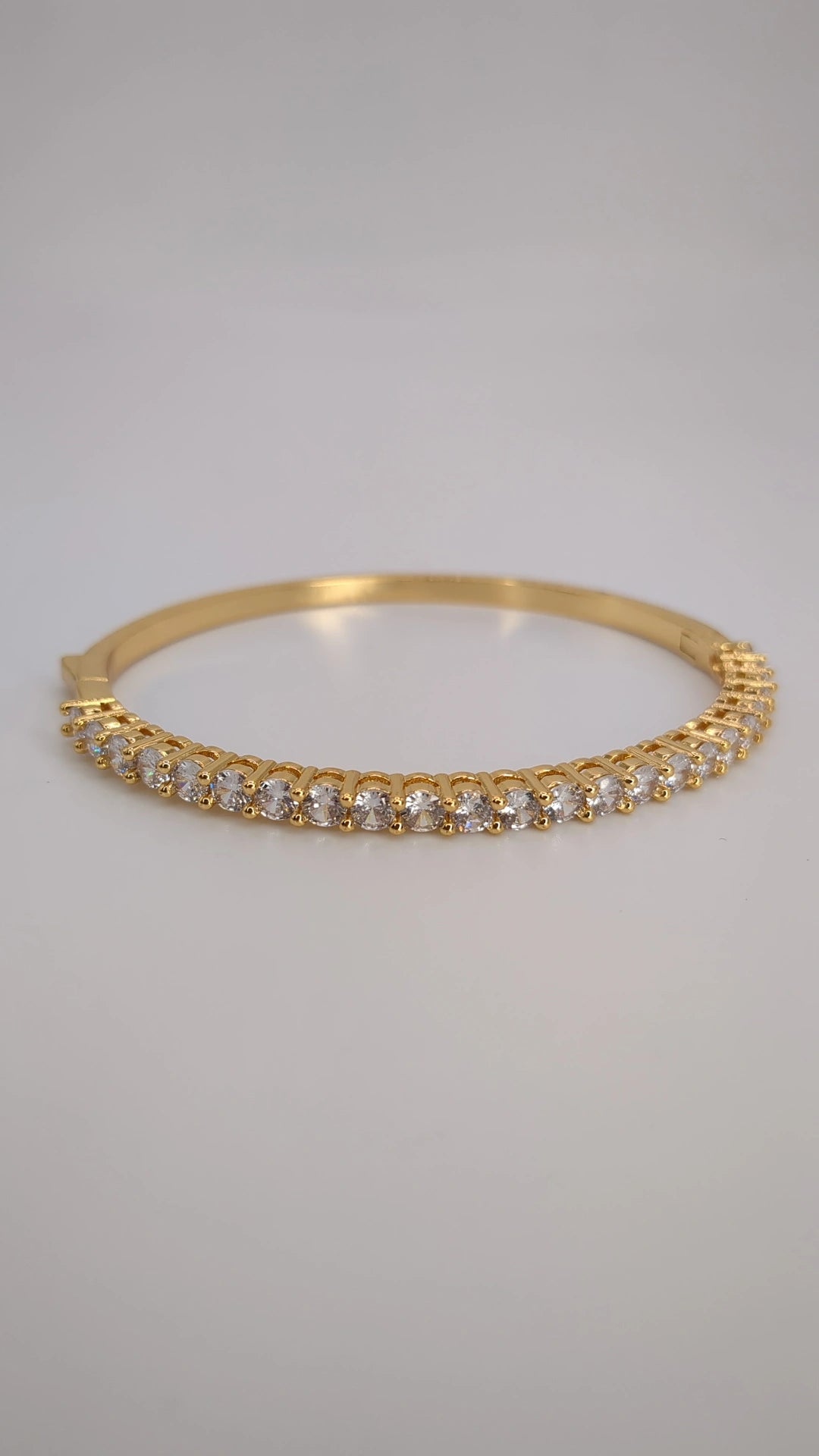 Round Diamond Bangle