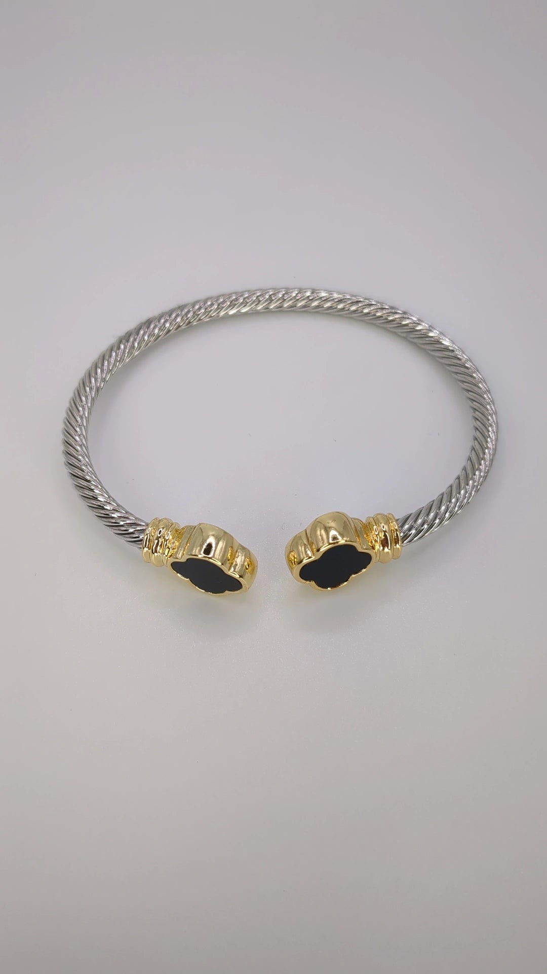 Osito Collection Cable Bangle