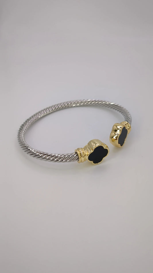 Osito Collection Cable Bangle