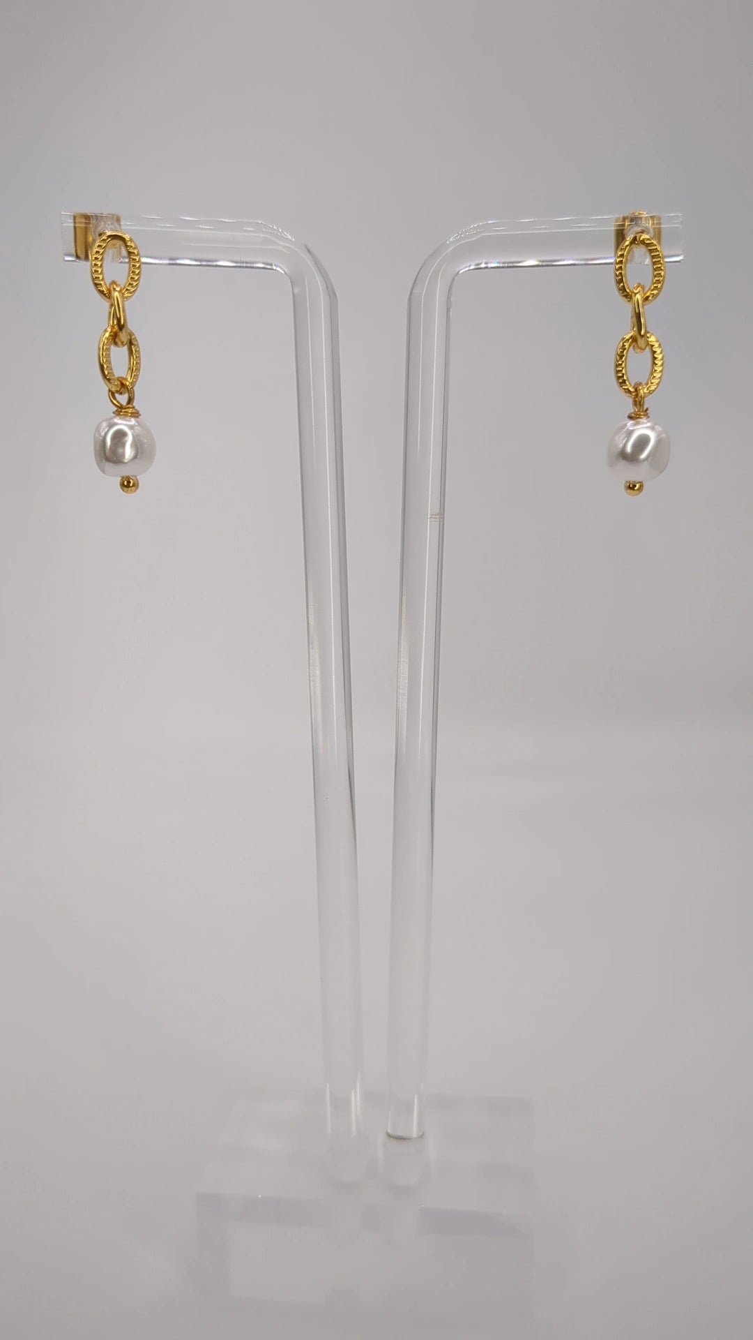 Link Pearl Drop Earrings