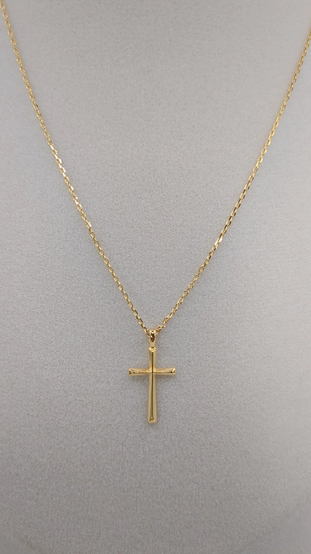 Dainty Cross Necklace