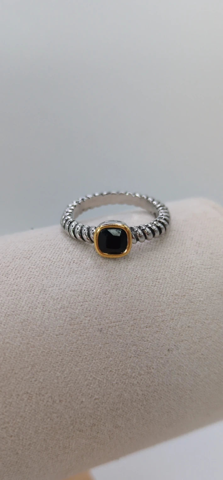 Elegant Cable Collection Stone Ring