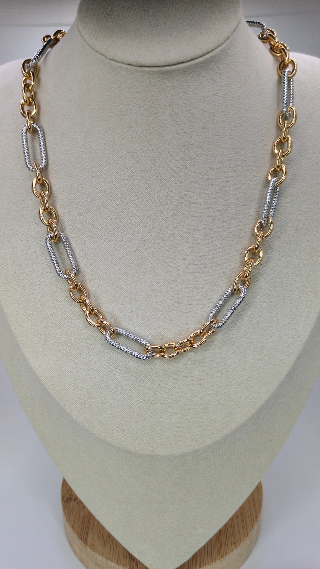 Two Tone Chain-link Necklace