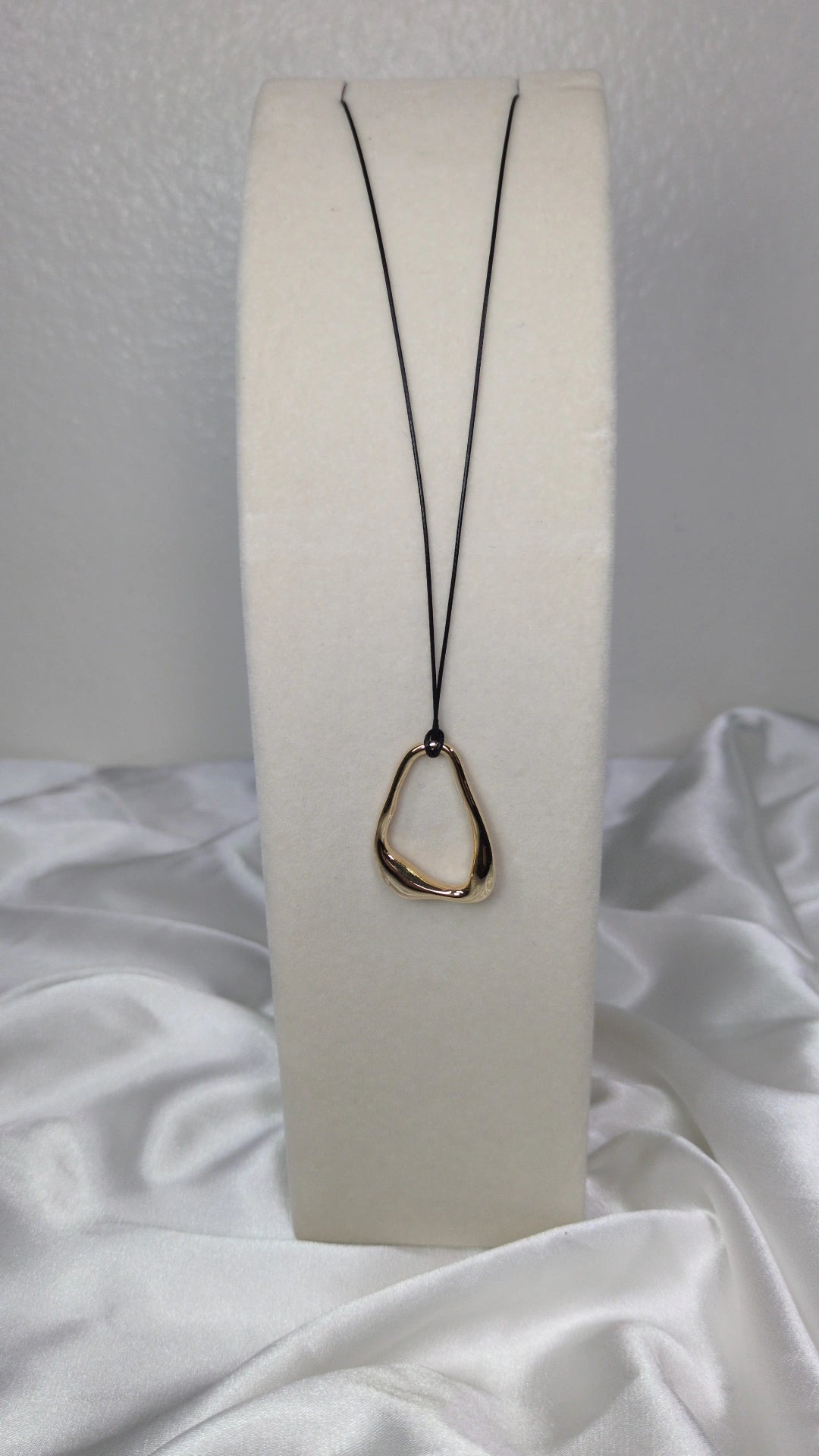 Aura Necklace