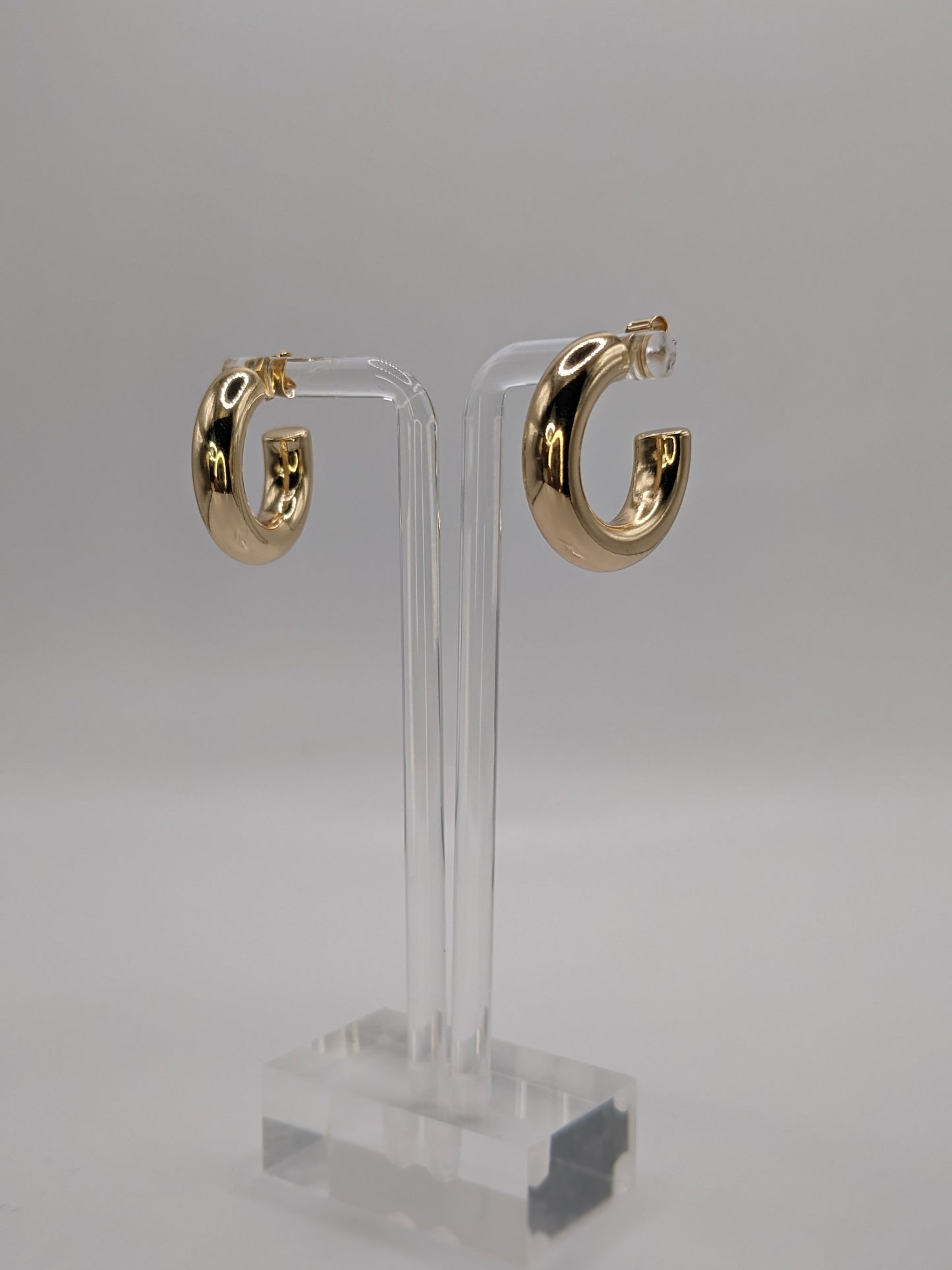 Medium Tube Hoop Earrings