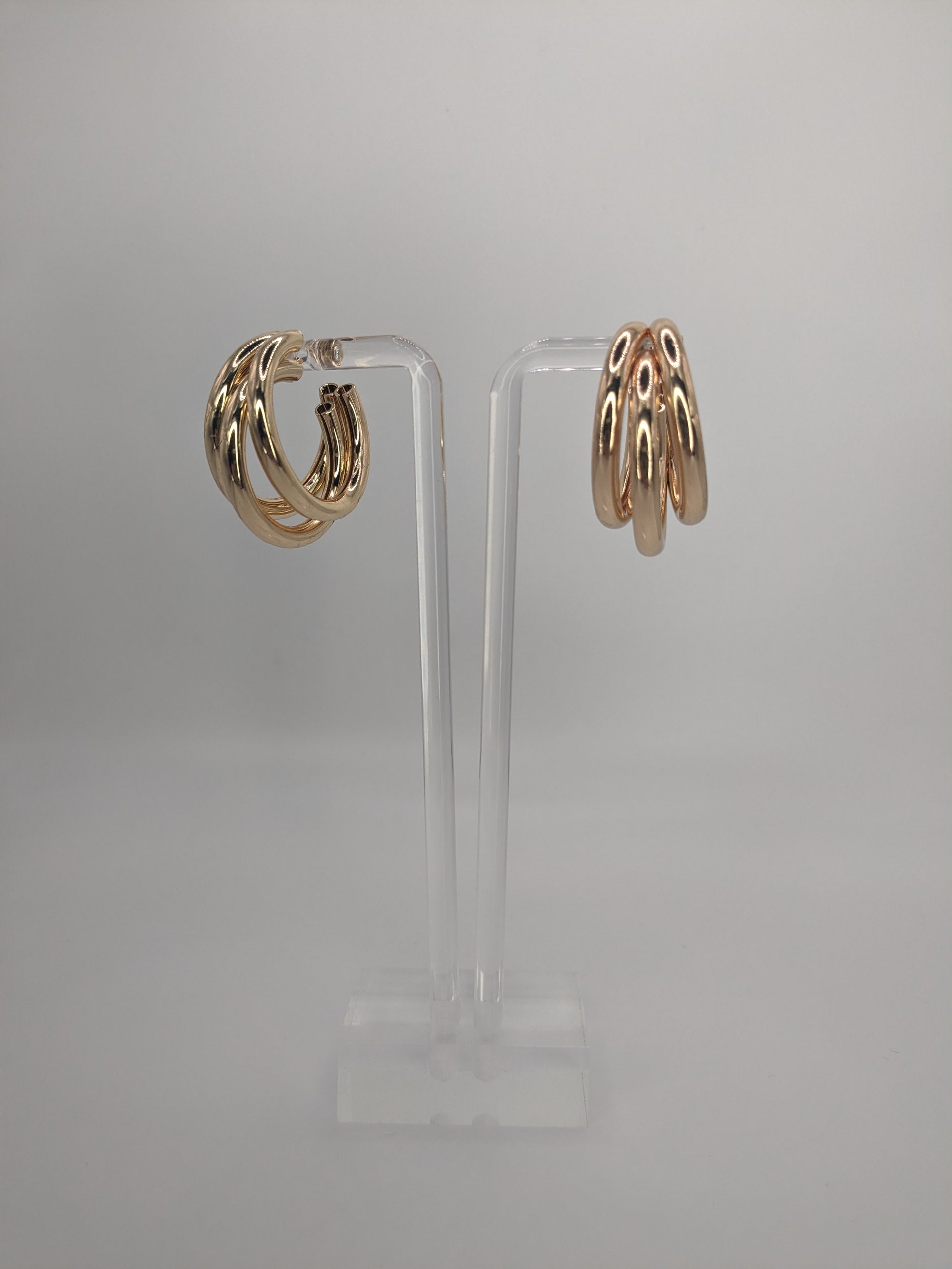 Eloquent Boutique - 3 Ring Gold Tube Hoop Earrings 3