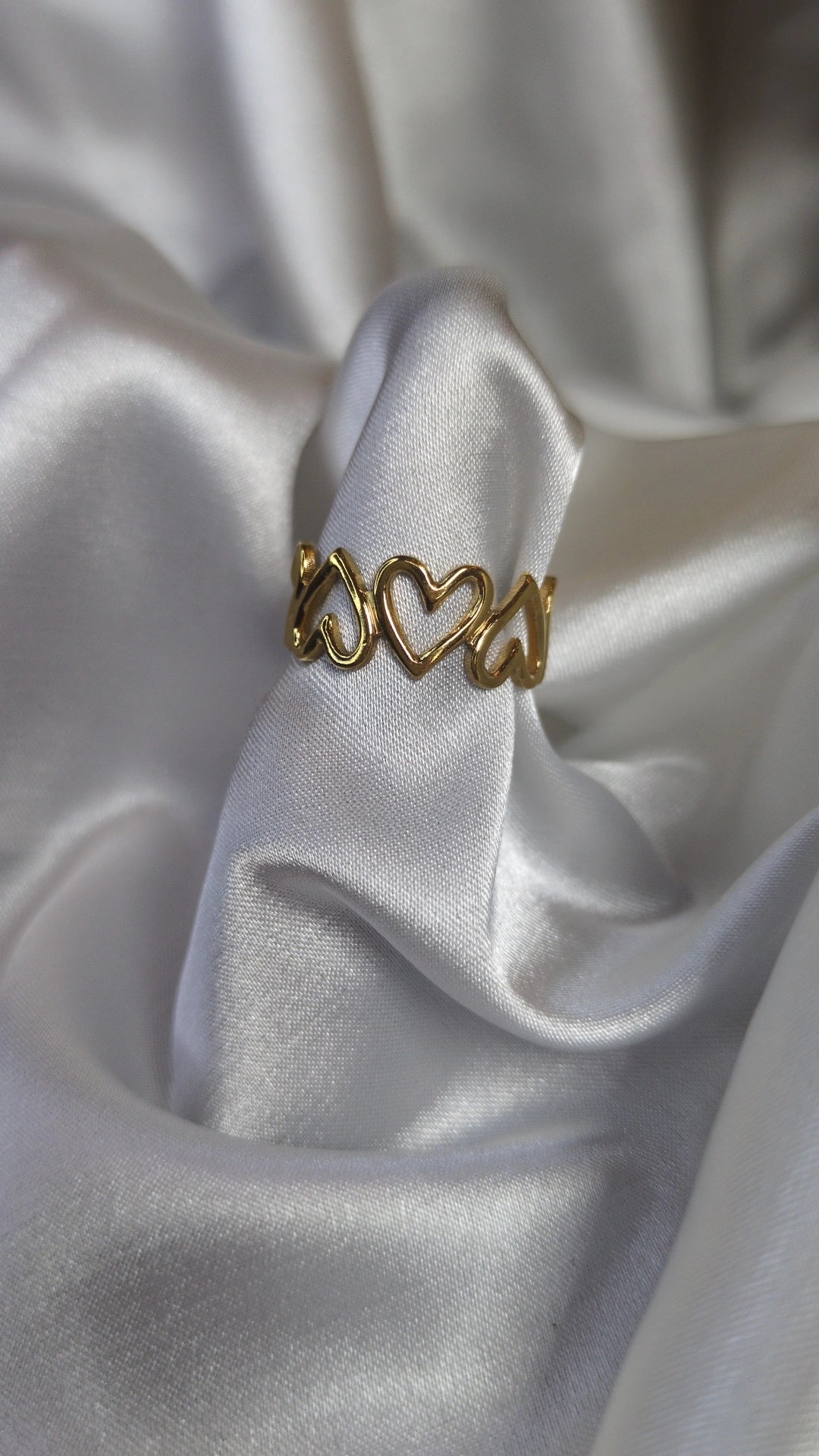 Adjustable Heart Link Ring